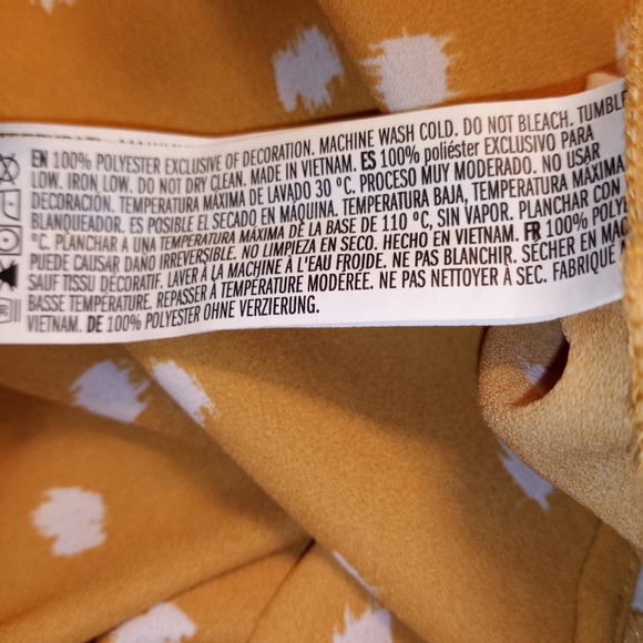 FOREVER 21 - Picture 4 of 4